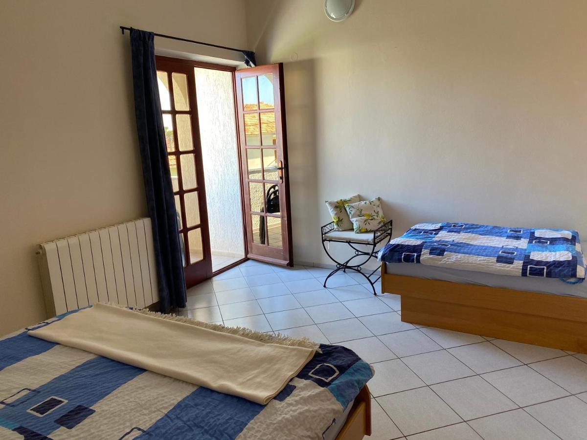 Apartament Stanic *